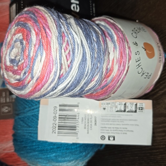 Yarn Bundle - Picture 2 of 5